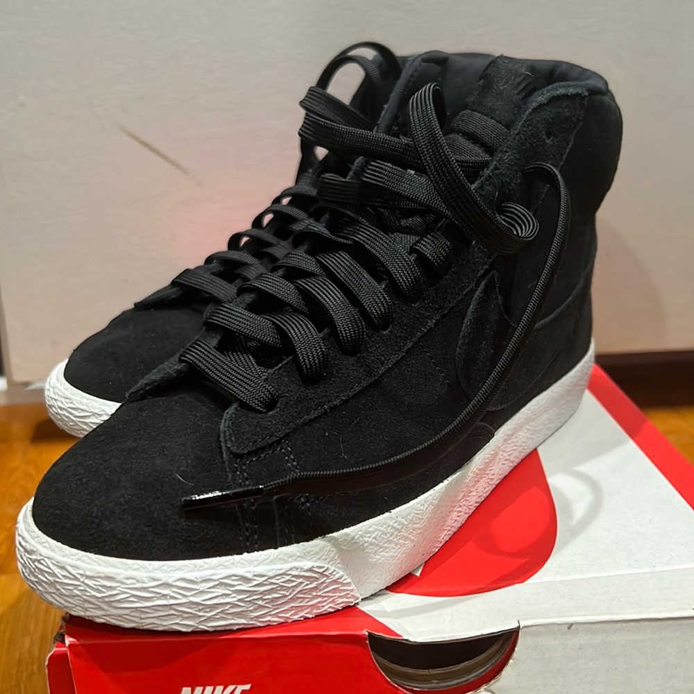 Nike blazer mid